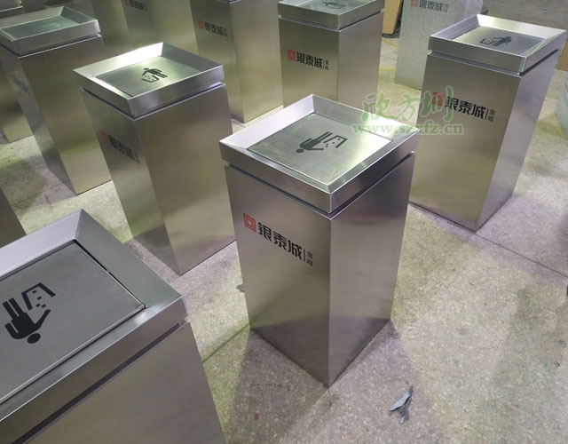 陕西宝鸡银泰城商场华体会百度
特色定制