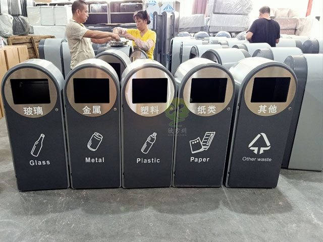 玻金塑纸分类垃圾桶华体会com
厂家生产图