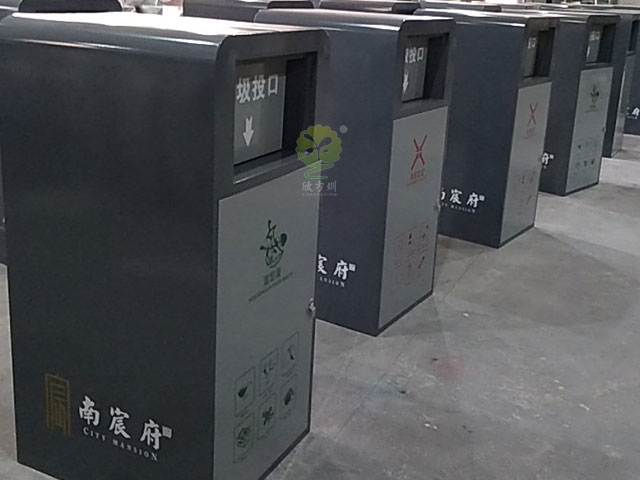户外推盖式四分类金属垃圾桶厂家生产图