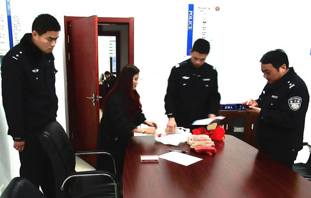 安徽23万现金藏垃圾桶创新高被当垃圾扔了