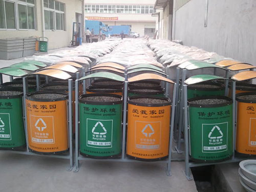 华体会com
市政环保分类垃圾桶为毕节市民提供便利