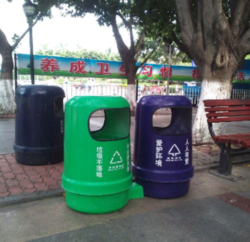 华体会com
玻璃钢垃圾桶 投放佛山街道