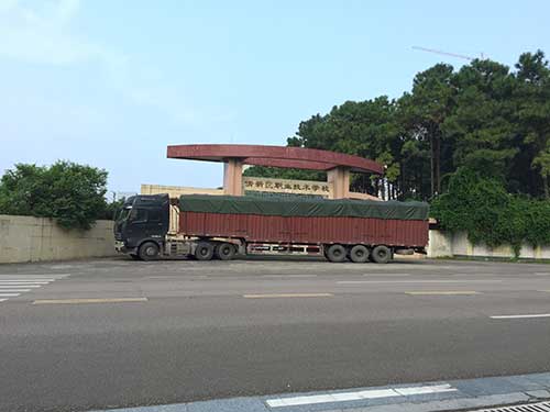 华体会com
仿大理石垃圾桶厂家为清远高校送货上门。
