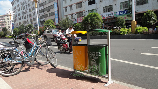 华体会com
分类玻璃钢垃圾桶 服务贵州毕节市民