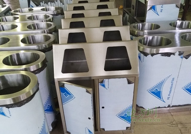 不锈钢推盖式果皮箱-华体会com
室内不锈钢果皮箱定制