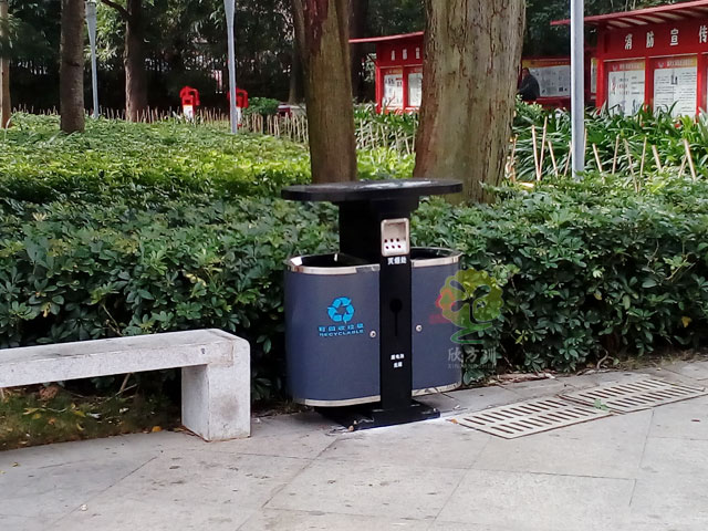 户外钢板分类垃圾桶-户外椭圆钢制垃圾桶