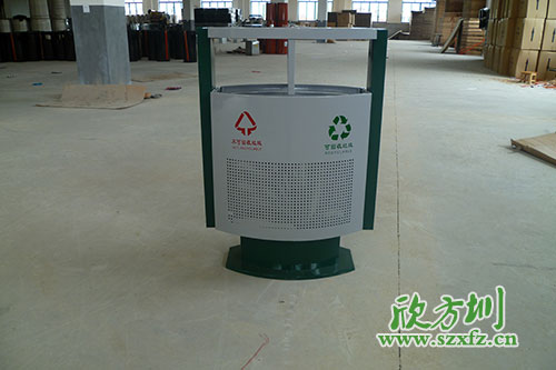 湖北孝感供应商批量订购华体会com
户外钢板冲孔垃圾桶