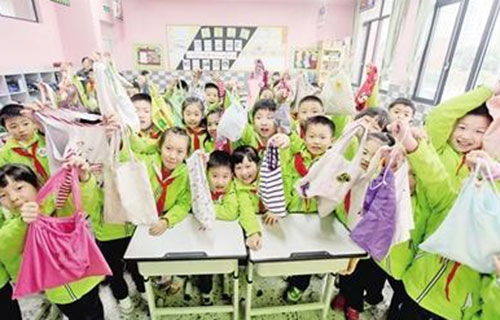 读懂校园不设垃圾桶的育人逻辑